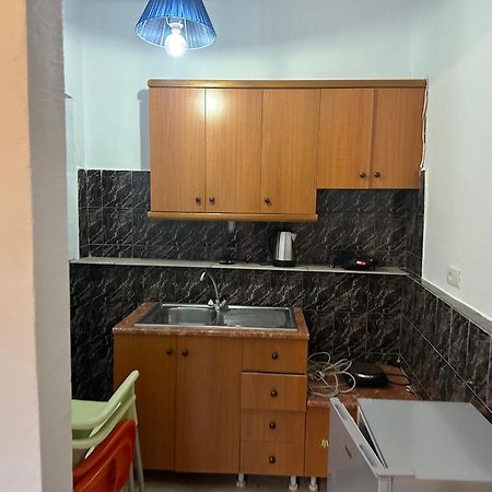 Lazari Rooms Himare Exteriör bild
