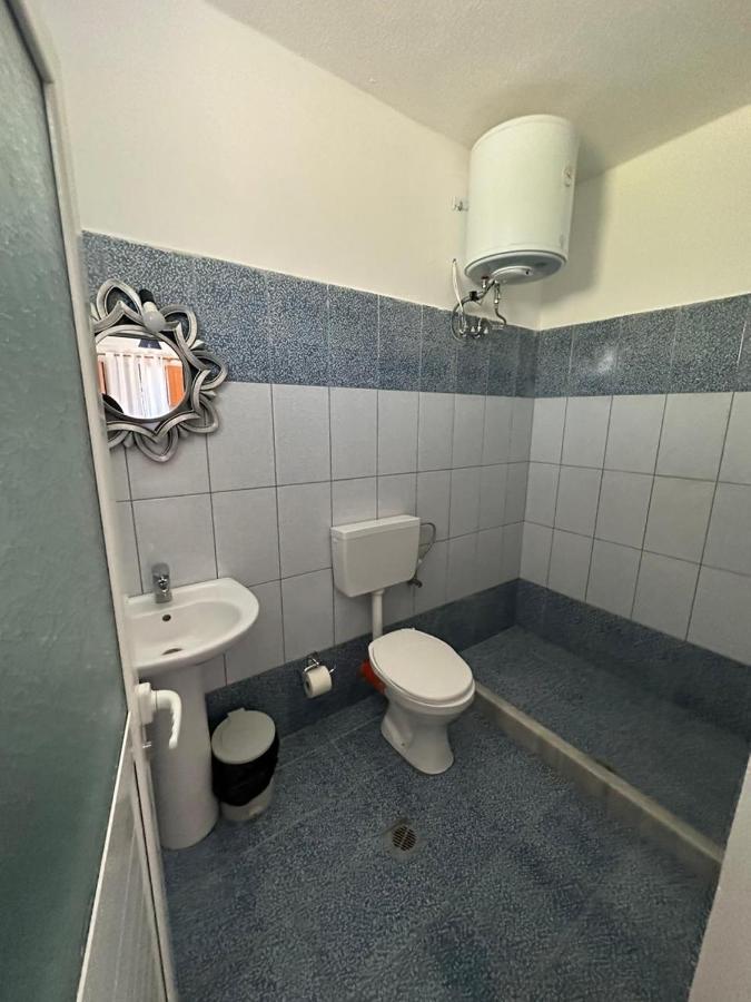 Lazari Rooms Himare Exteriör bild